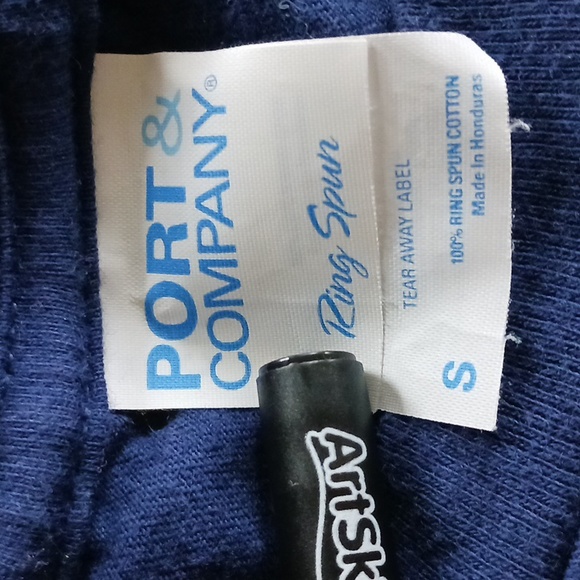 Vintage Hippie Tshirt peace love and Ukulele - Picture 11 of 13